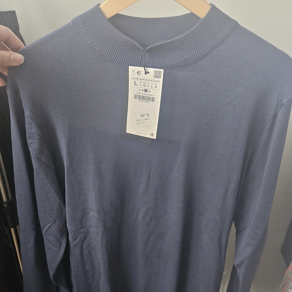 Zara Navy Long Sleeve Thin Sweater